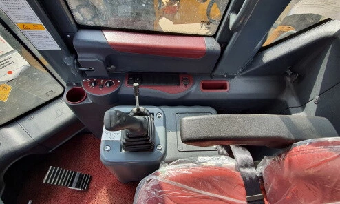 Фронтальный погрузчик Lonking CDM835H